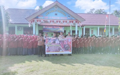 Sosialisasi “STOP Menggunakan KNALPOT BRONG” oleh Polsek Pante Bidari di SMP Negeri 1 Pante Bidari